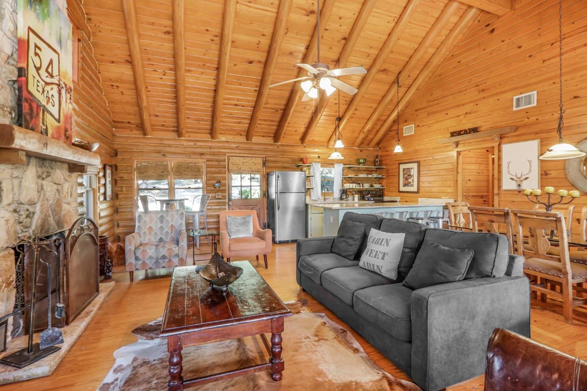 Falls Log Home Wimberley Zewnętrze zdjęcie