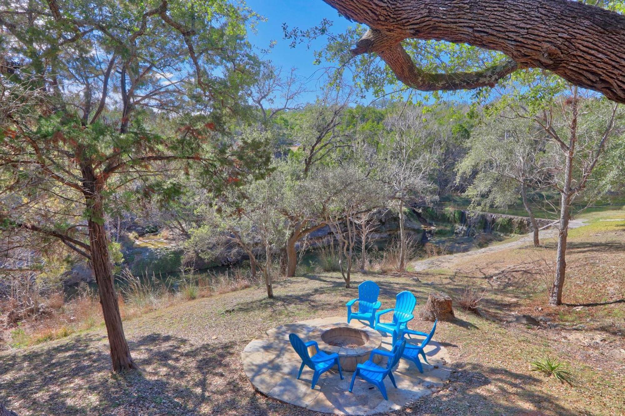 Falls Log Home Wimberley Zewnętrze zdjęcie