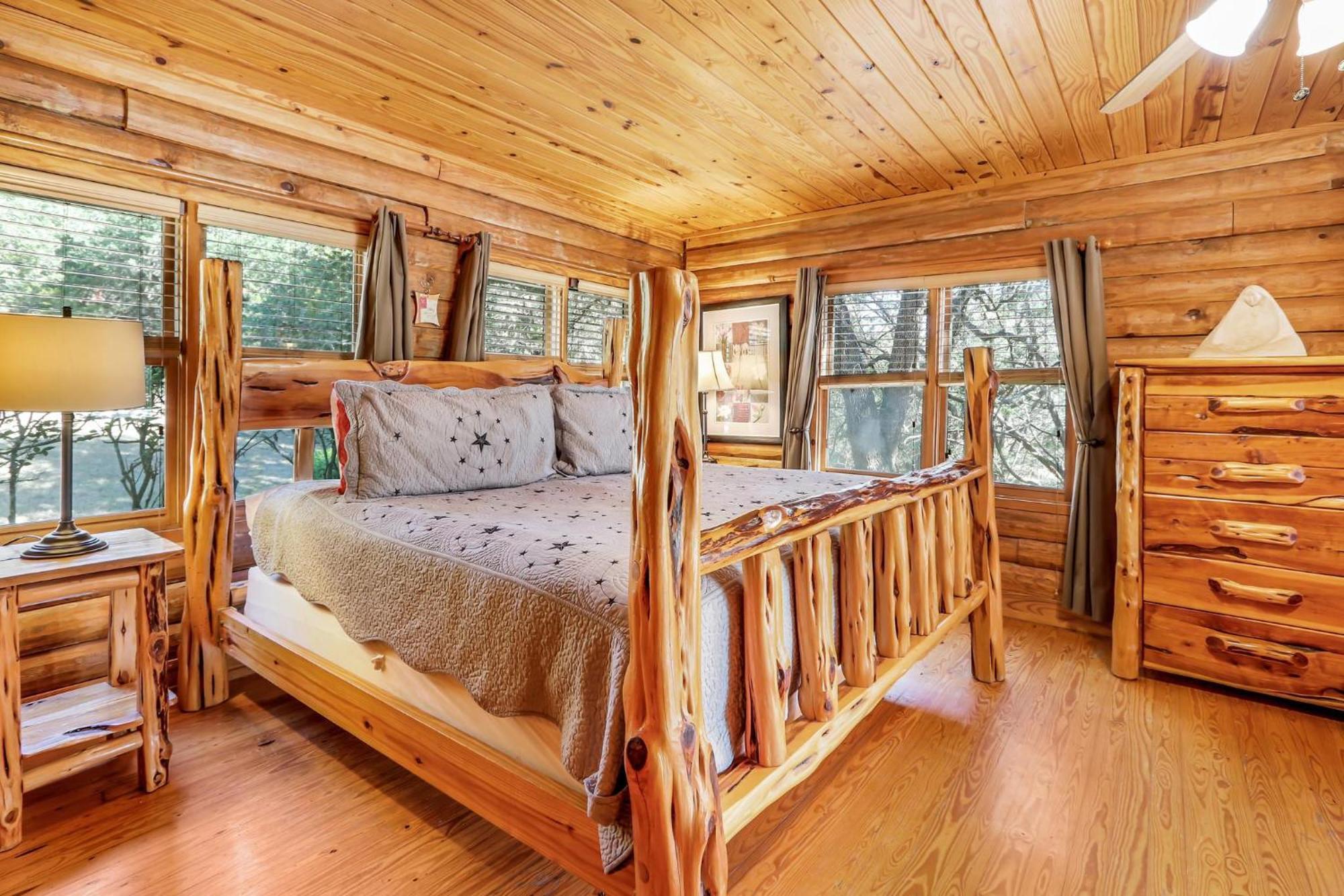 Falls Log Home Wimberley Zewnętrze zdjęcie